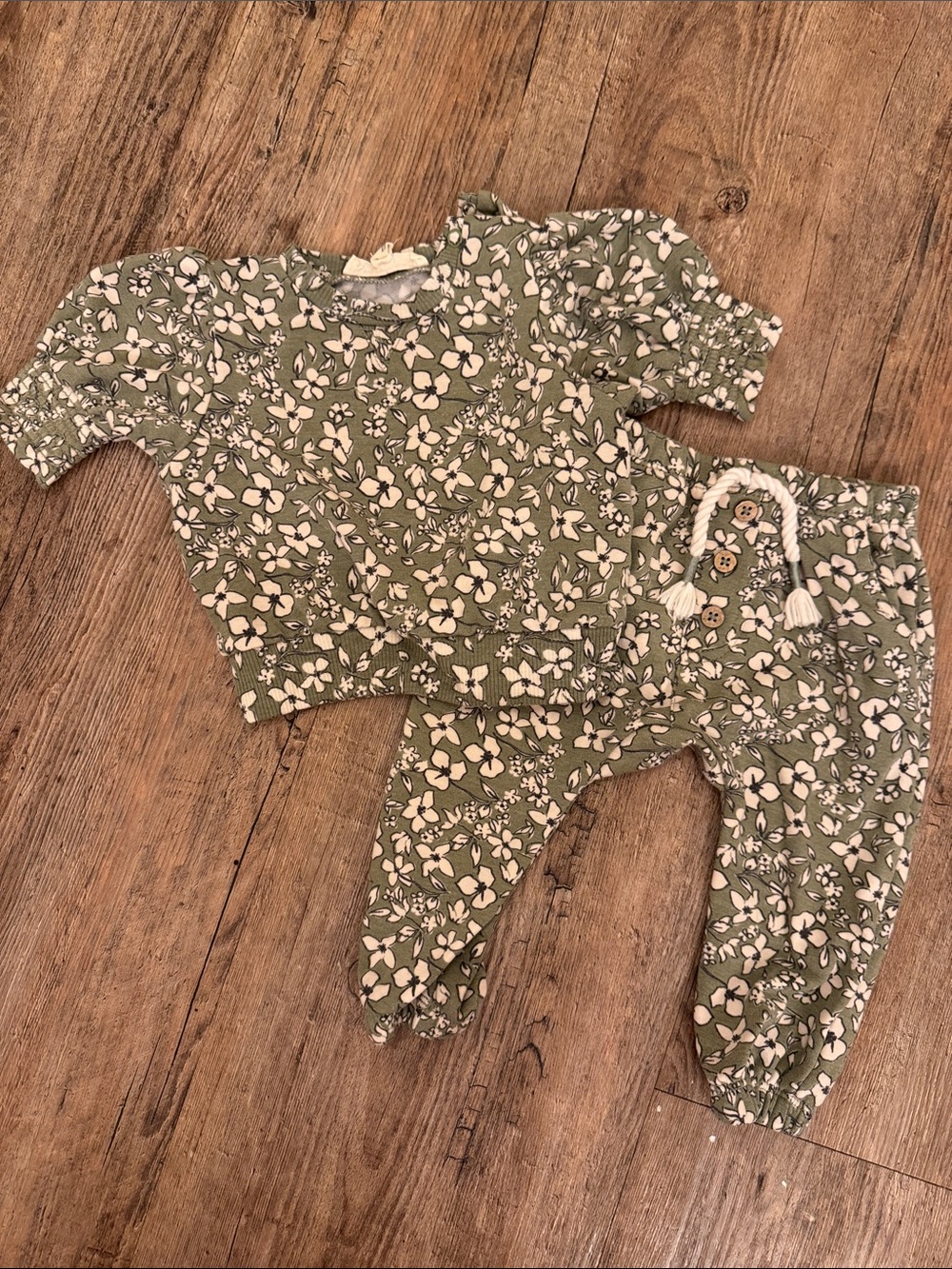Jessica Simpson Olive Floral Two-Piece Kids Set